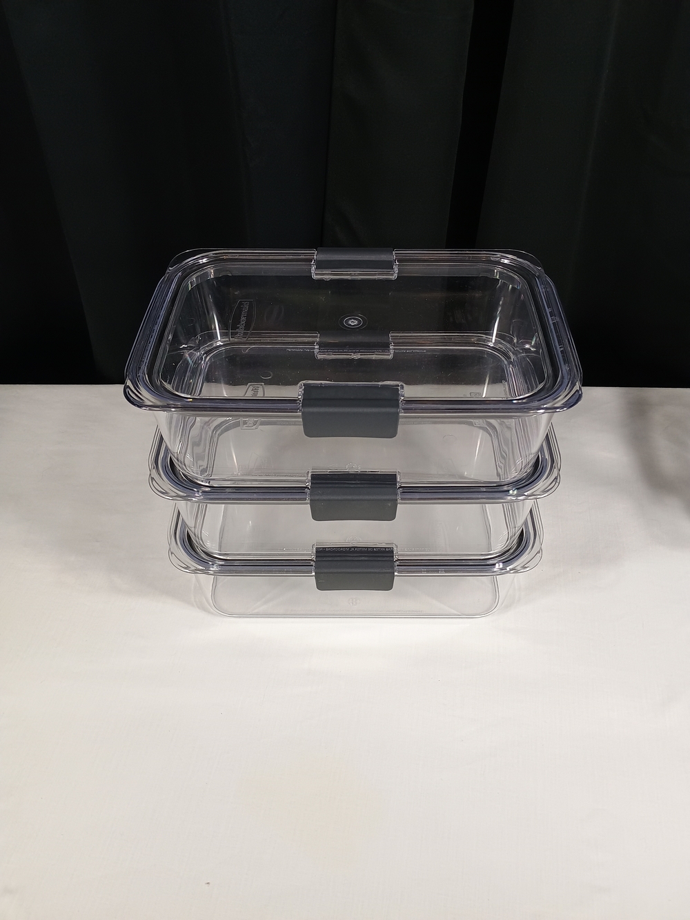 3 Rubbermaid Brilliance Plastic Large 9.6 Cup Size Food Storage Containers